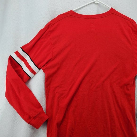 CHICAGO BLACKHAWKS Shirt Men’s Long Sleeve Crew Neck Tee Gray Medium - Picture 11 of 12